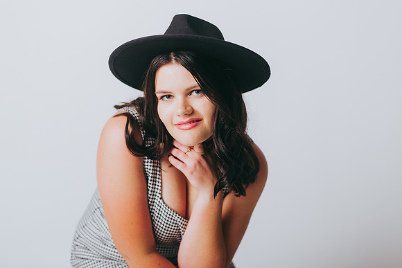 Paige Senior-25