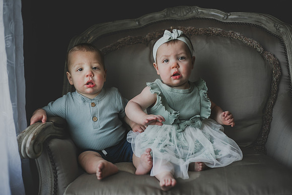 Twins 1yr-5