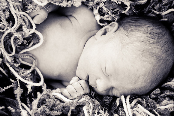Slyvi Newborn-33