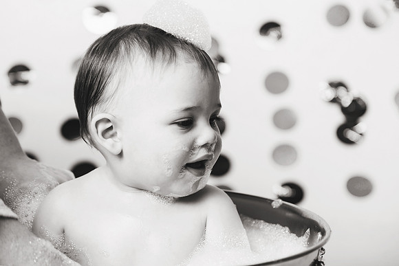 Kristopher 1yr-112b&w